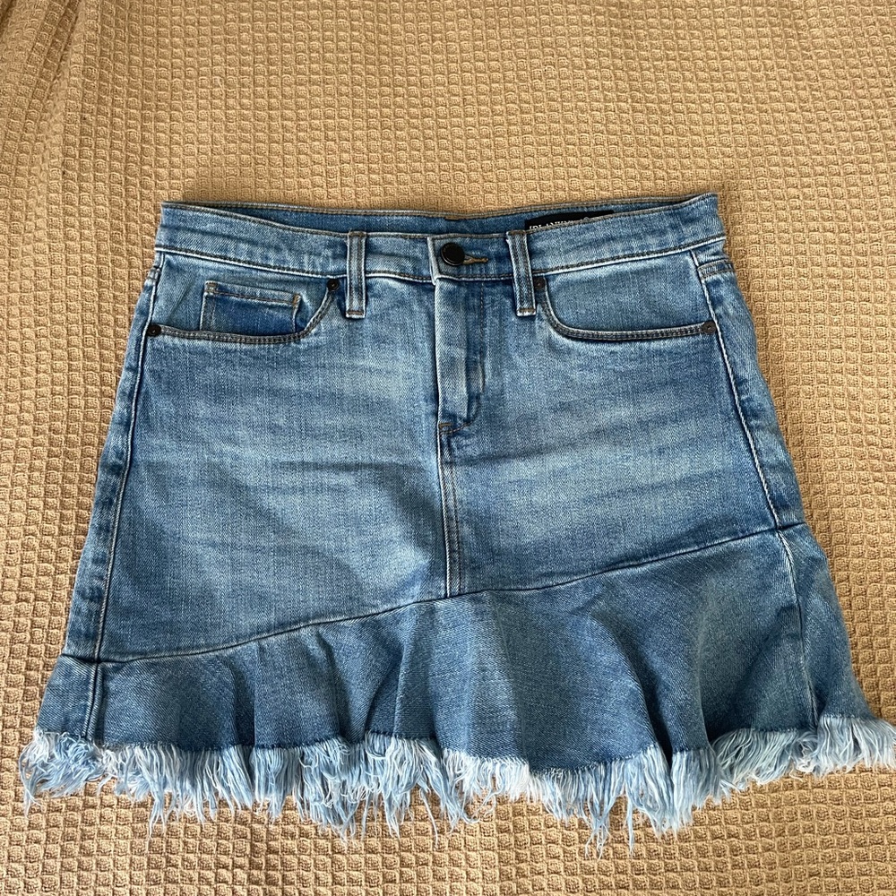 Blank NYC jean skirt size 28